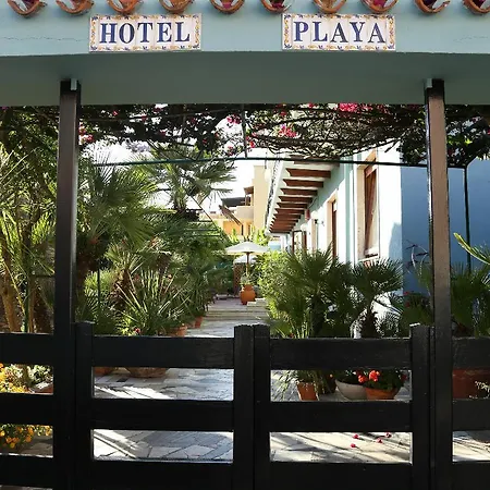 La Playa Готель Альгеро