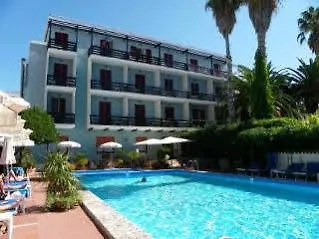 La Playa 3*